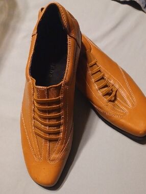 Apostrophe Men's Cognac Slip-On Loafers